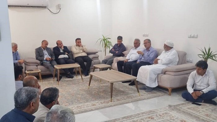 رونمایی از کتاب «از میناب تا لاهه»؛ مستندسازی حقوقی جنایات آمریکا با حضور احمد مرادی/نشست با شوراها و دهیاران روستاها