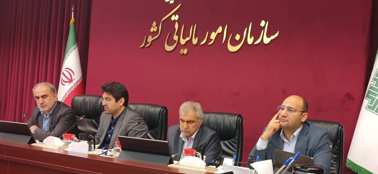 دخالت مامورین مالیاتی در وصول مالیات به حداقل می‌رسد