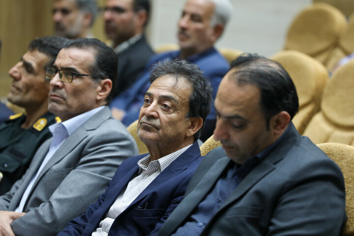 نشست شورای اداری شهرستان خمین