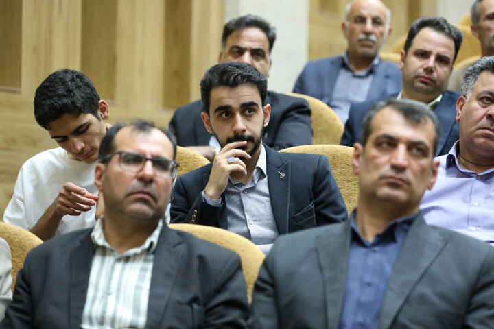 نشست شورای اداری شهرستان خمین