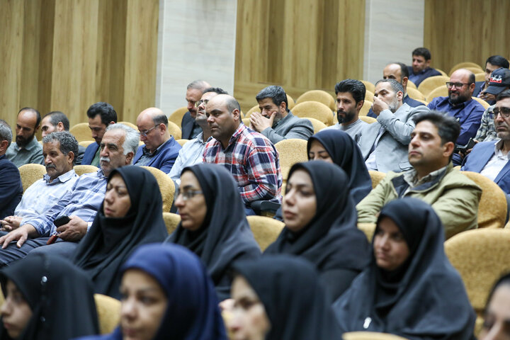 نشست شورای اداری شهرستان خمین