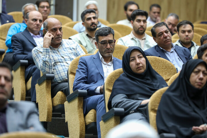 نشست شورای اداری شهرستان خمین