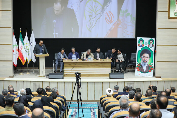 نشست شورای اداری شهرستان خمین