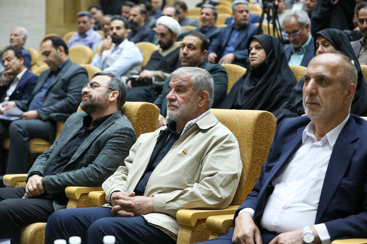 نشست شورای اداری شهرستان خمین