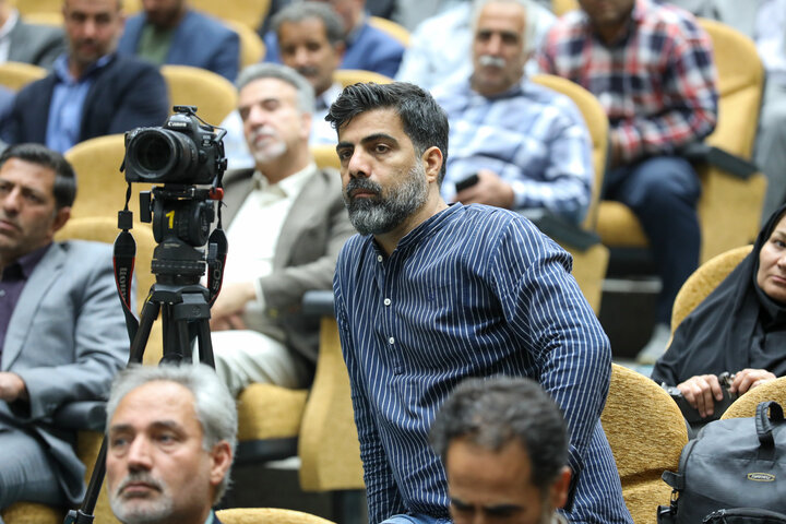نشست شورای اداری شهرستان خمین