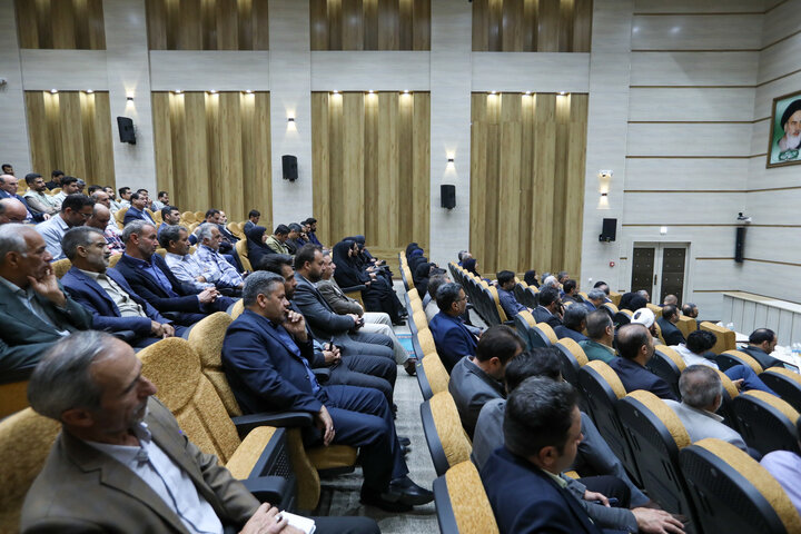 نشست شورای اداری شهرستان خمین