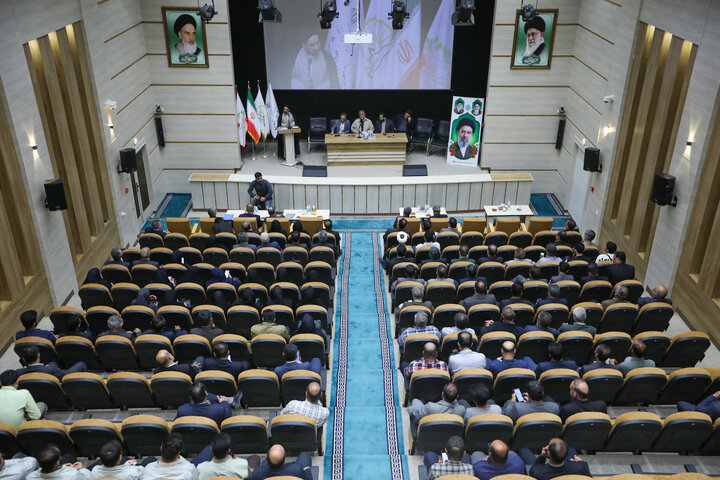 نشست شورای اداری شهرستان خمین