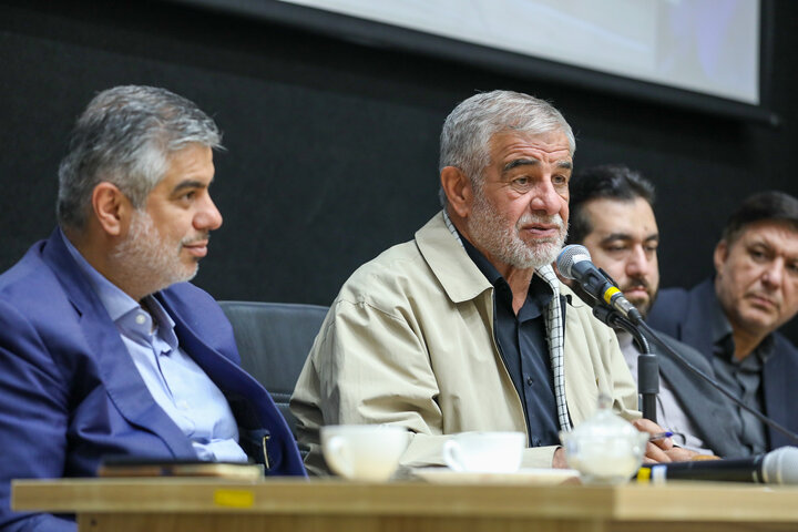نشست شورای اداری شهرستان خمین