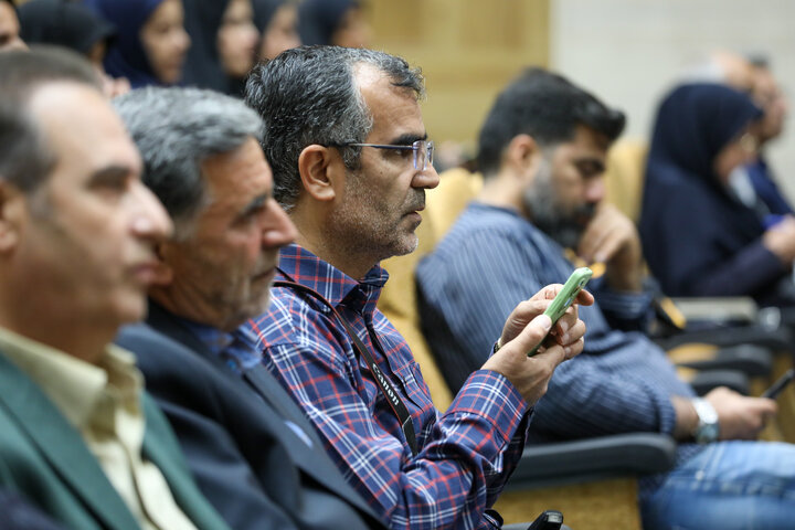 نشست شورای اداری شهرستان خمین