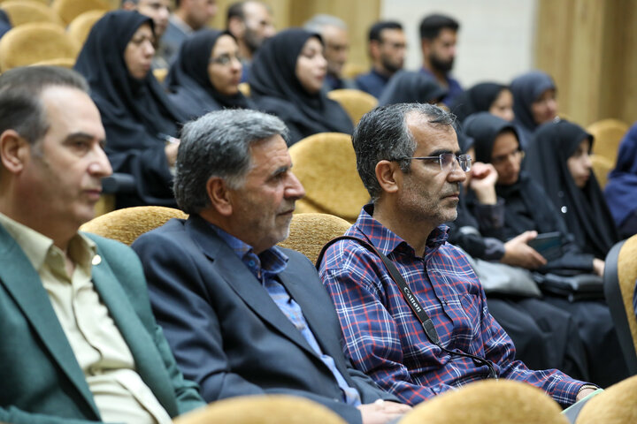 نشست شورای اداری شهرستان خمین
