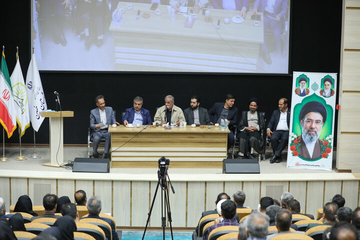 نشست شورای اداری شهرستان خمین