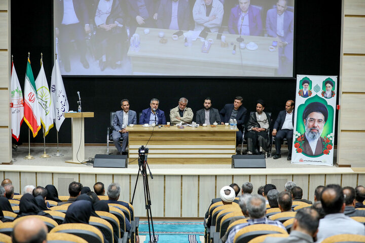 نشست شورای اداری شهرستان خمین