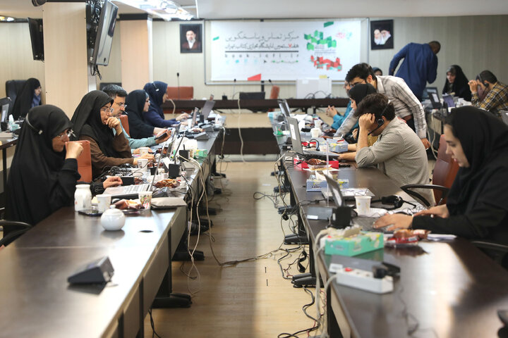 بازدید امیرحسین ثابتی از ستاد برگزاری هفتمین نمایشگاه مجازی کتاب