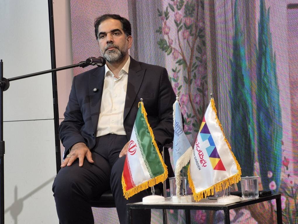 شاهنامه روایت شجاعت و اقتدار ایرانیان در طول تاریخ است/ وجود ۲۱ نسخه دستنویس شاهنامه در کتابخانه مجلس