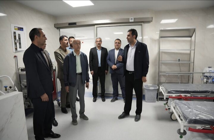 پیگیری پوردهقان برای توسعه خدمات مرکز جراحی بی‌بی خاور اردکان