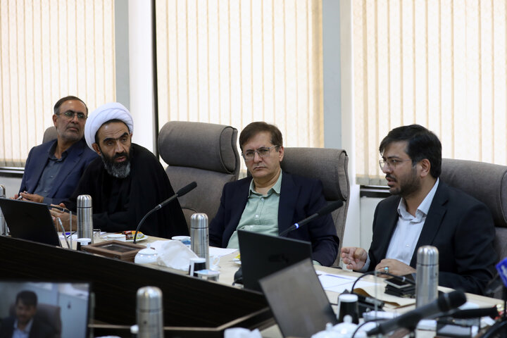 نشست کمیسیون قضایی با معاون اول قوه قضاییه