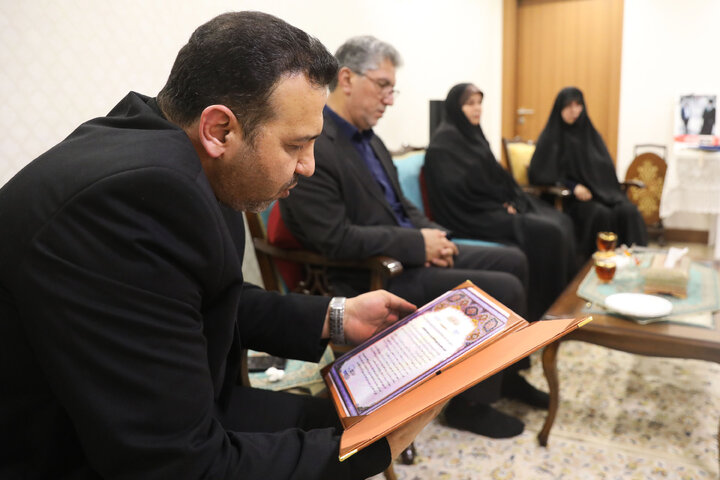 دیدار نمایندگان مجلس با خانواده شهید طباطبائیان
