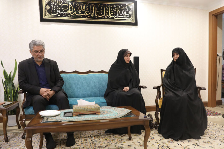 دیدار نمایندگان مجلس با خانواده شهید طباطبائیان