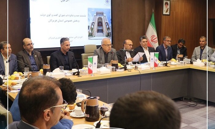 انتقاد احمد مرادی در نشست شورای گفت‌وگوی دولت و بخش خصوصی/لزوم جلوگیری از تعدیل نیرو با ارائه تسهیلات به بخش خصوصی