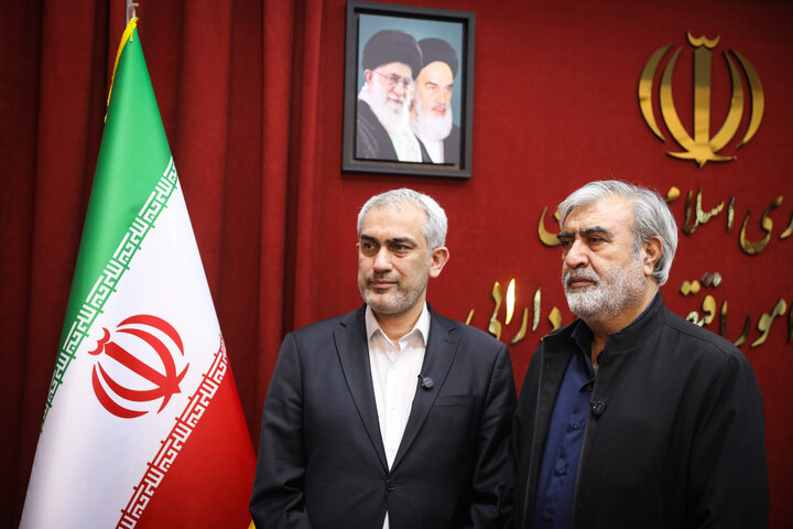 نشست کمیسیون امنیت ملی مجلس با وزیر اقصاد