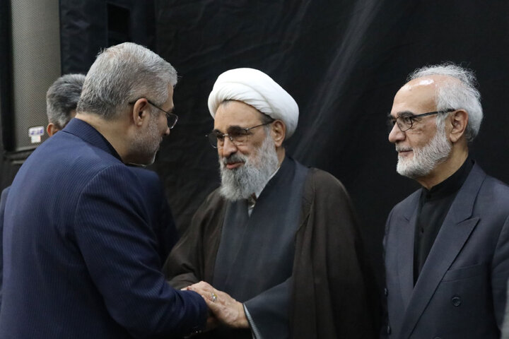 مجلس یادبود شهدای خانواده رهبر معظم انقلاب اسلامی