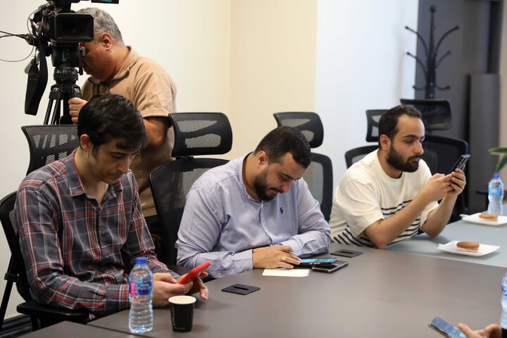 نشست خبری دهقان ناصر آبادی