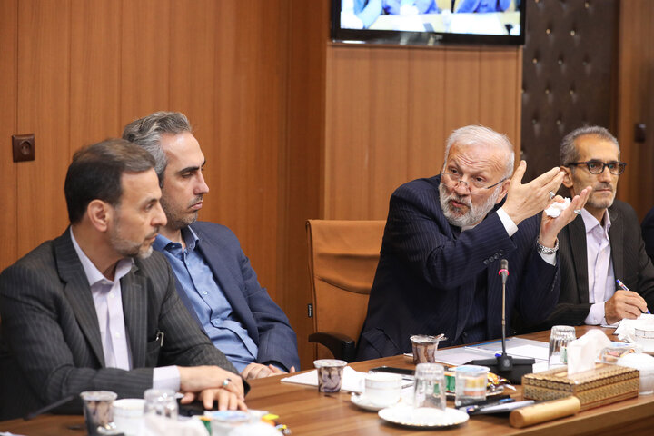 نشست مجمع نمایندگان استان تهران با وزیر دادگستری