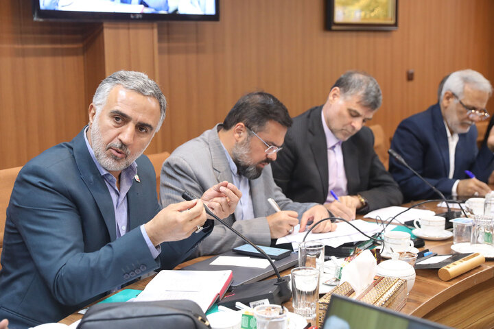 نشست مجمع نمایندگان استان تهران با وزیر دادگستری