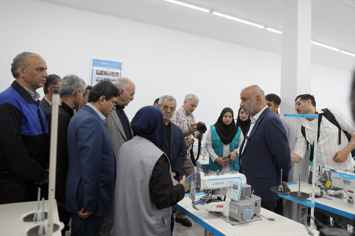 نشست مشترک کمیسیون آموزش و تحقیقات مجلس با وزیر تعاون، کار و رفاه اجتماعی