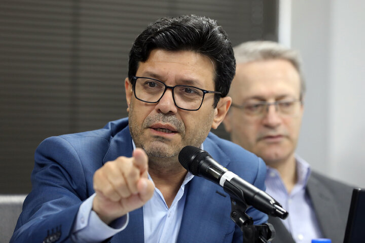 نشست مشترک کمیسیون آموزش و تحقیقات مجلس با وزیر تعاون، کار و رفاه اجتماعی