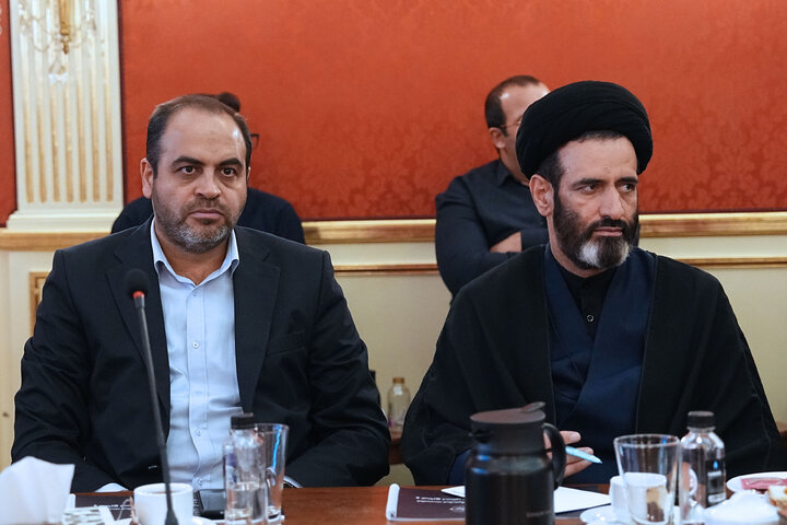 نشست کمیسیون صنایع و معادن مجلس با وزیر میراث فرهنگی، گردشگری و صنایع دستی
