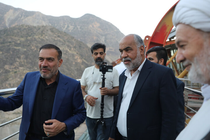 بازدید اعضای کمیسیون امور داخلی کشور و شوراهای مجلس از سد کارون ۴