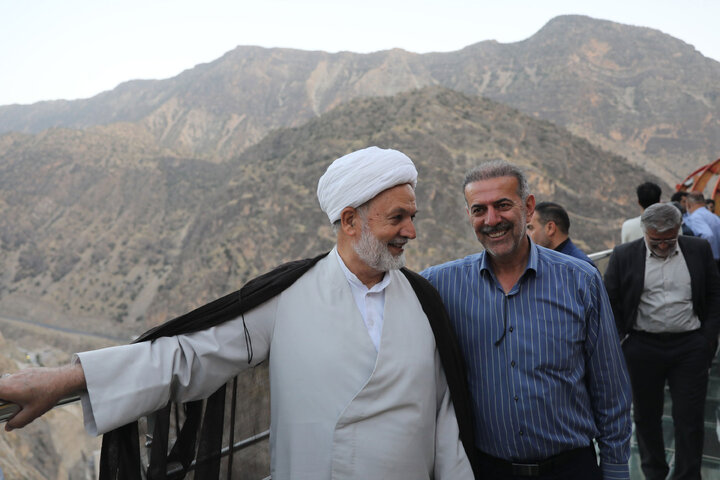 بازدید اعضای کمیسیون امور داخلی کشور و شوراهای مجلس از سد کارون ۴