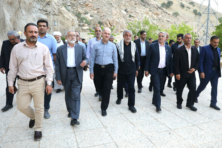 بازدید اعضای کمیسیون امور داخلی کشور و شوراهای مجلس از سد کارون ۴
