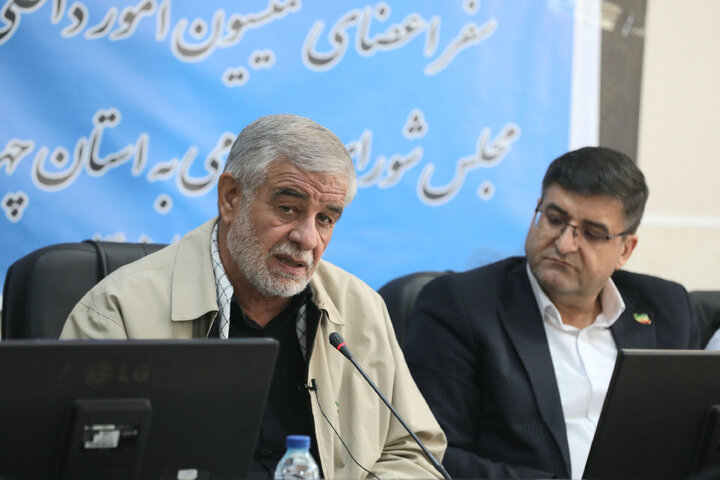 جلسه شورای اداری شهرستان لردگان با حضور کمیسیون و ریس ستاد بحران کشور و استاندار چهار محال