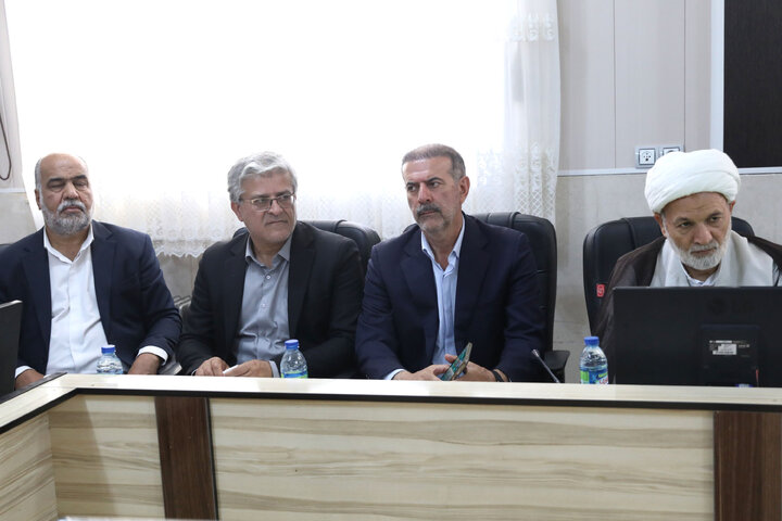 جلسه شورای اداری شهرستان لردگان با حضور کمیسیون و ریس ستاد بحران کشور و استاندار چهار محال