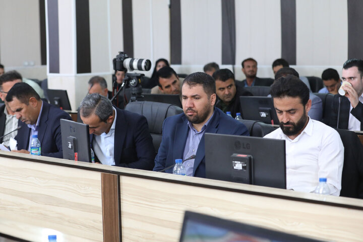 جلسه شورای اداری شهرستان لردگان با حضور کمیسیون و ریس ستاد بحران کشور و استاندار چهار محال