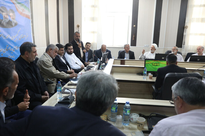 جلسه شورای اداری شهرستان لردگان با حضور کمیسیون و ریس ستاد بحران کشور و استاندار چهار محال