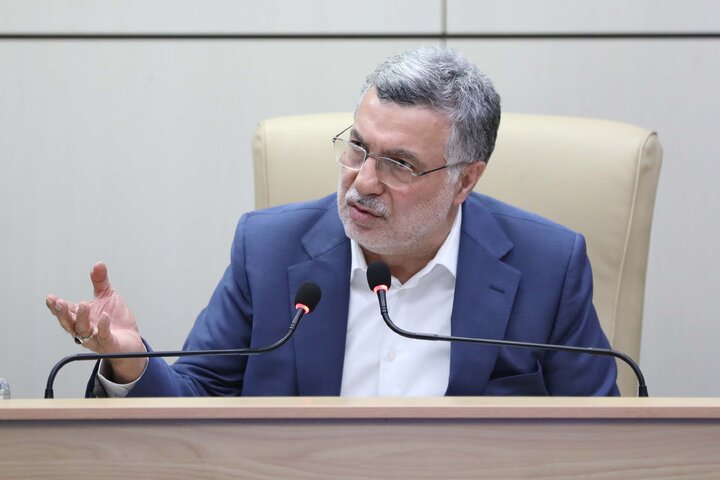 نشست مشترک کمیسیون آموزش و تحقیقات مجلس با وزیر بهداشت، درمان و آموزش پزشکی
