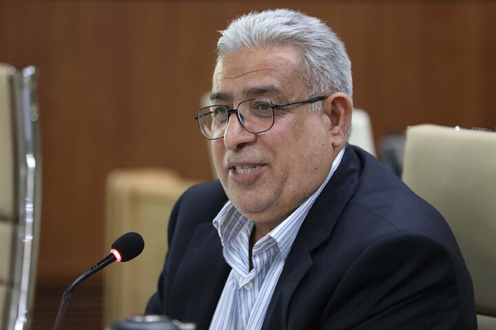 نشست مشترک کمیسیون آموزش و تحقیقات مجلس با وزیر بهداشت، درمان و آموزش پزشکی