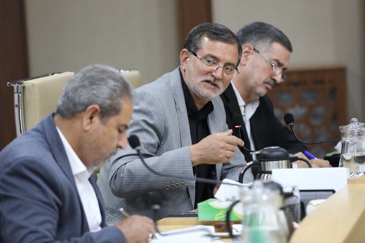 نشست مشترک کمیسیون آموزش و تحقیقات مجلس با وزیر بهداشت، درمان و آموزش پزشکی