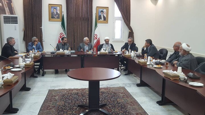 موانع اجرای قانون واردات خودرو توسط ایرانیان خارج از کشور بررسی شد