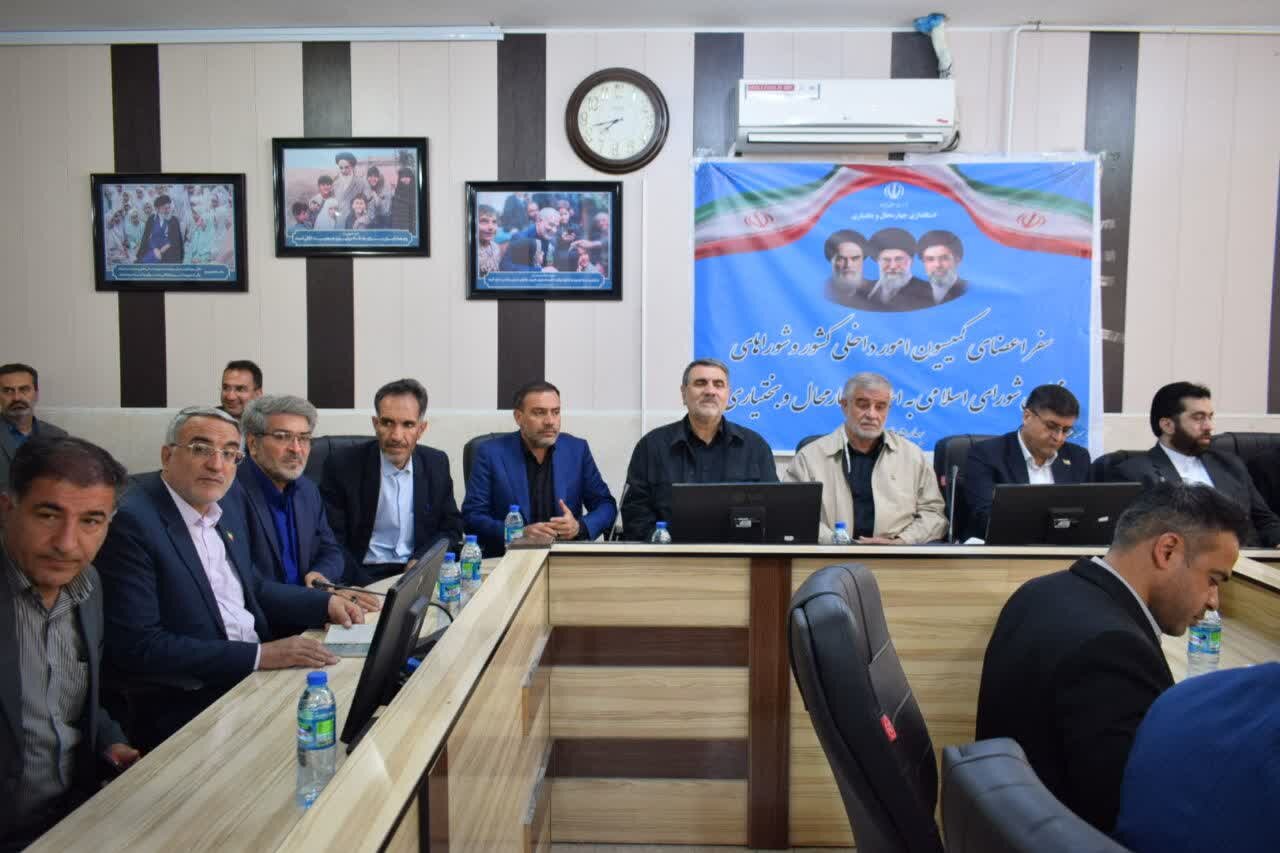 نظارت میدانی و رسیدگی به مشکلات شهری و روستایی در اولویت کمیسیون شوراها بعد از جنگ رمضان