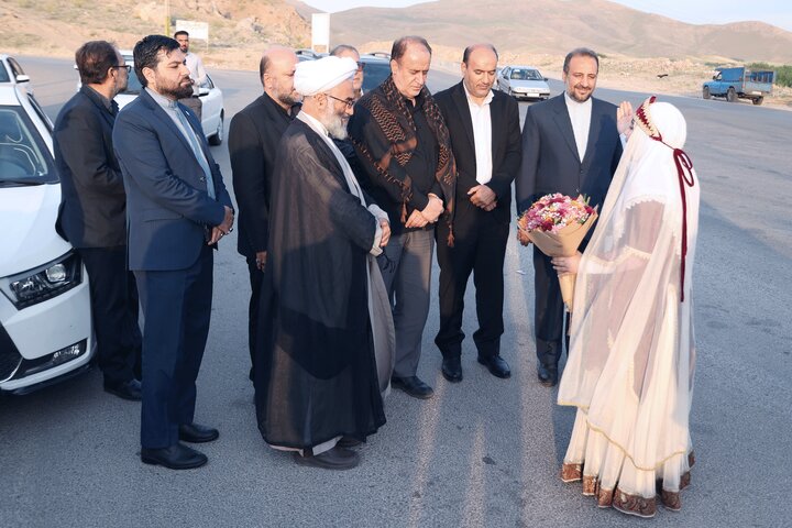 استقبال از حاجی بابایی در بدو ورود به شهرستان نهاوند