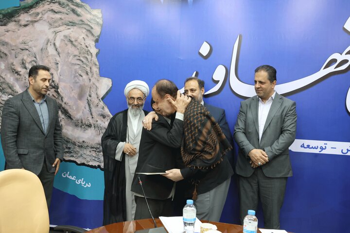 حاجی بابایی در شورای اداری شهرستان نهاوند