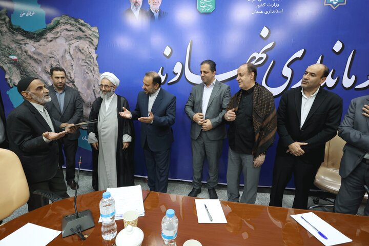 حاجی بابایی در شورای اداری شهرستان نهاوند