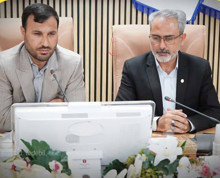 نشست خوش سیما با مدیران کمیته امداد اردبیل/ تأمین نیازهای ضروری مددجویان گرمی و انگوت در دستور کار قرار گرفت