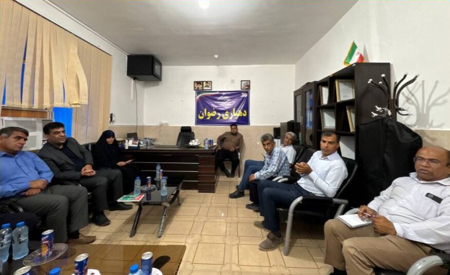 نماینده هرمزگان از پیگیری مطالبات روستاهای کوران و رضوان خبر داد/ حل نوسانات برق، تأمین آب پایدار و توسعه زیرساختهای روستایی در دستور کار است