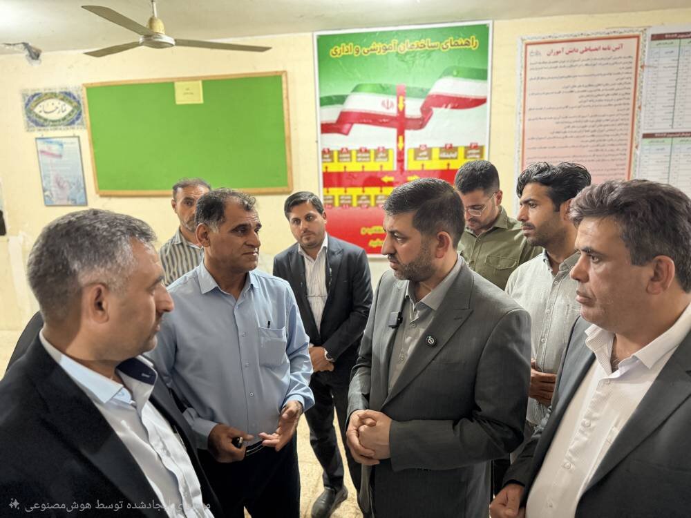بازدید میدانی نماینده اهواز از بخش غیزانیه برای بررسی زیرساخت‌ها و پیگیری مطالبات مردمی
