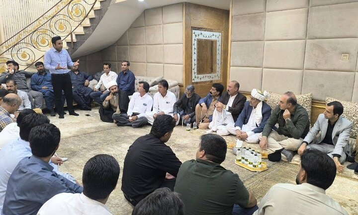پیگیری مشکلات سوخت‌رسانی و کدینگ ناوگان حمل‌ونقل و حمل بار درون شهری سیستان با حضور «فرهاد شهرکی»
